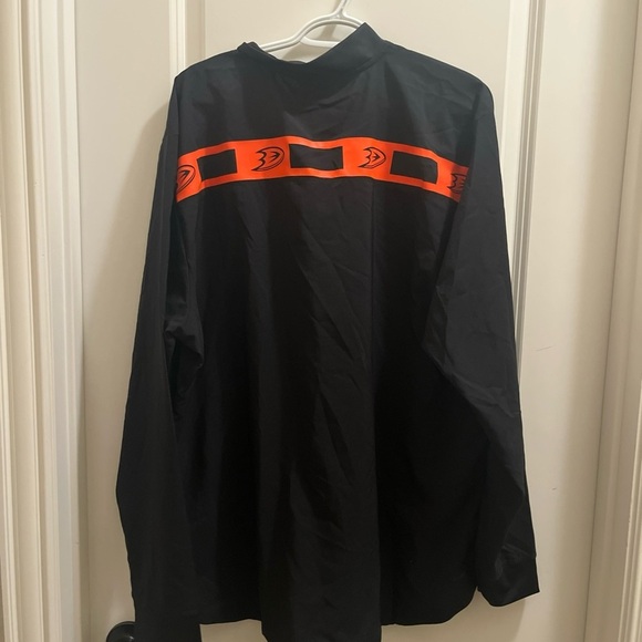 NWT Adidas Anaheim Ducks LS 1/4 Zip Black Orange GH5401 Sweatshirt Men's Size XL - Picture 5 of 6